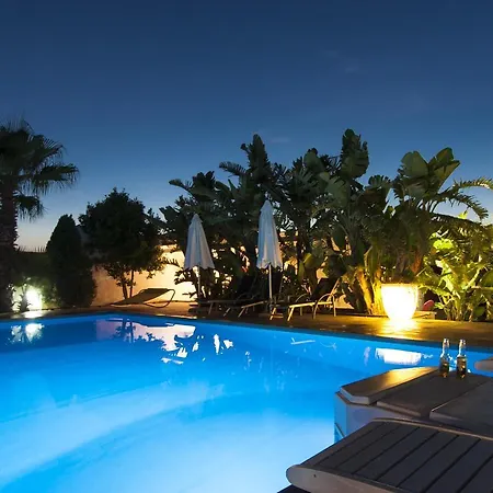 Cotriero Villa *